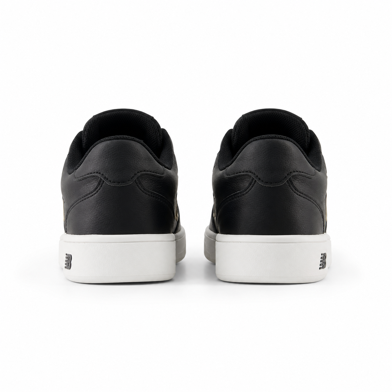 New Balance CT303 Preto Ouro