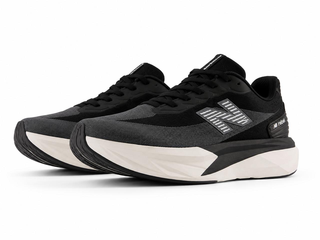 New Balance Rebel V5 Preto/Cinza