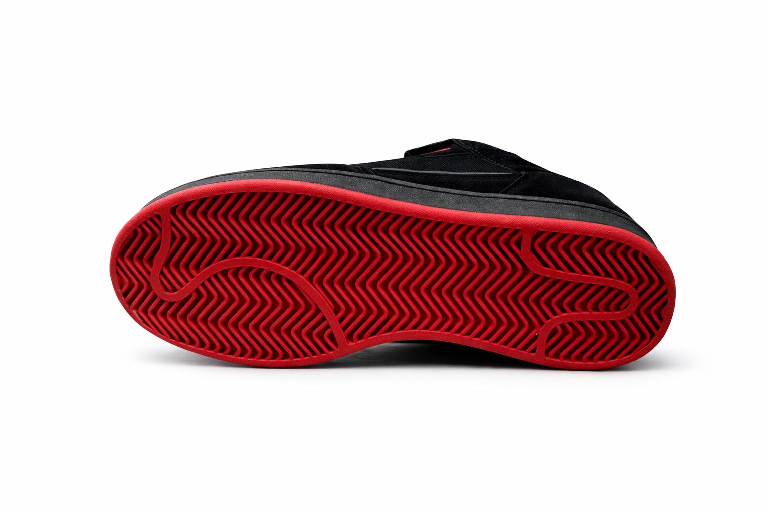 Tesla Preto Vermelho
